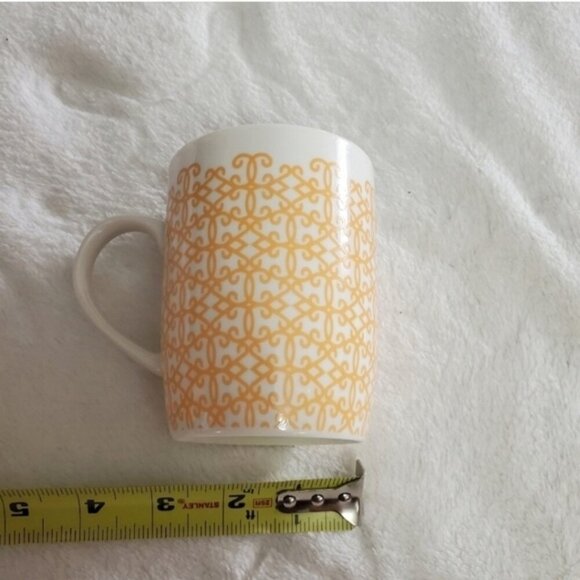 Starbucks Yellow printed coffee cup - Picture 5 of 8
